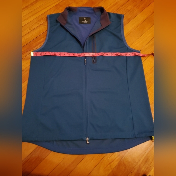 MEC Running Vest. Dark Teal. Men size XL. - Picture 7 of 9